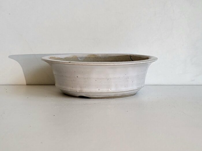 Petit pot évasé blanc